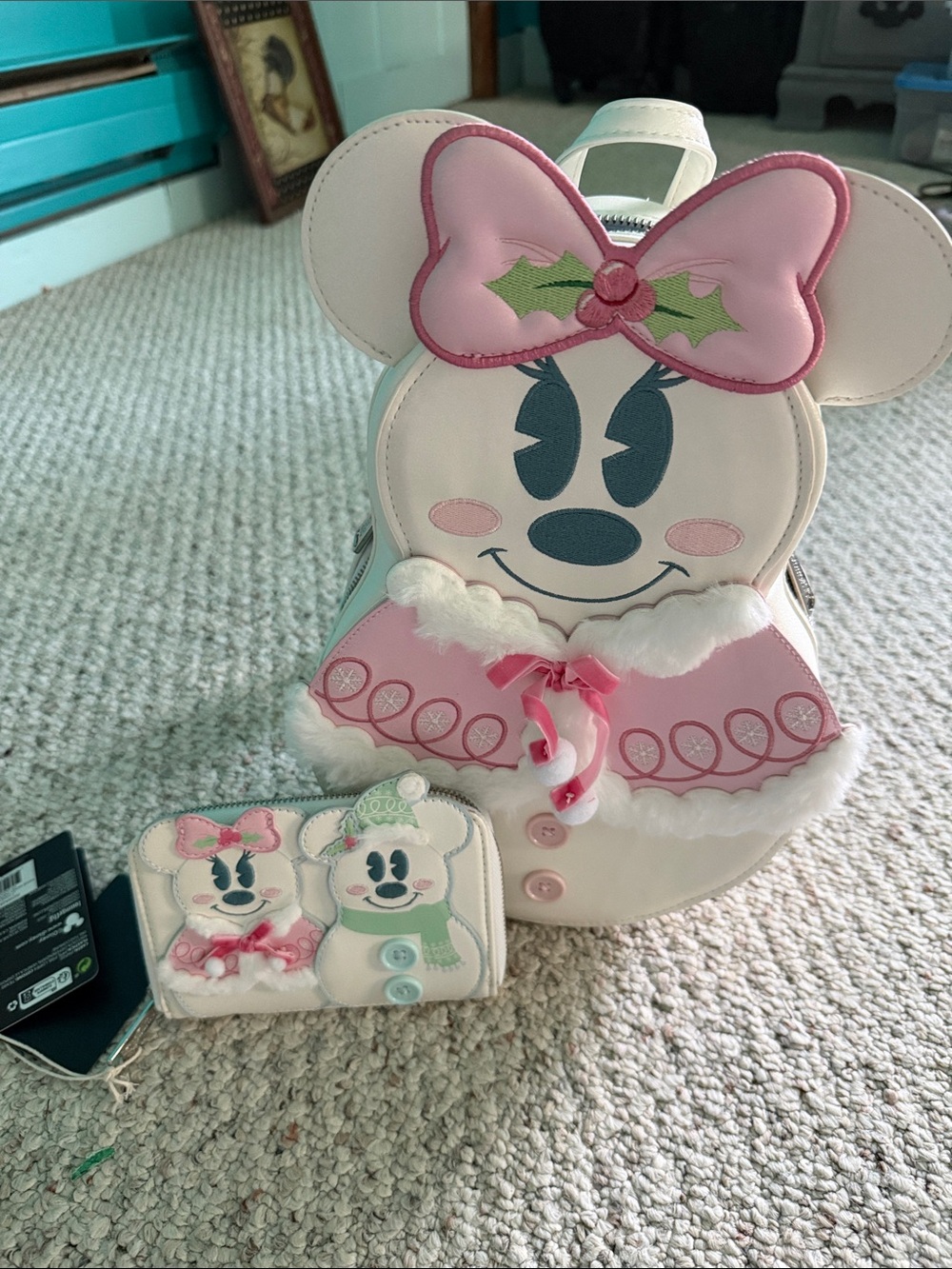 Disney  Pastel Pink Minnie Mouse Snowman Crossbody Bag with Matching Wallet